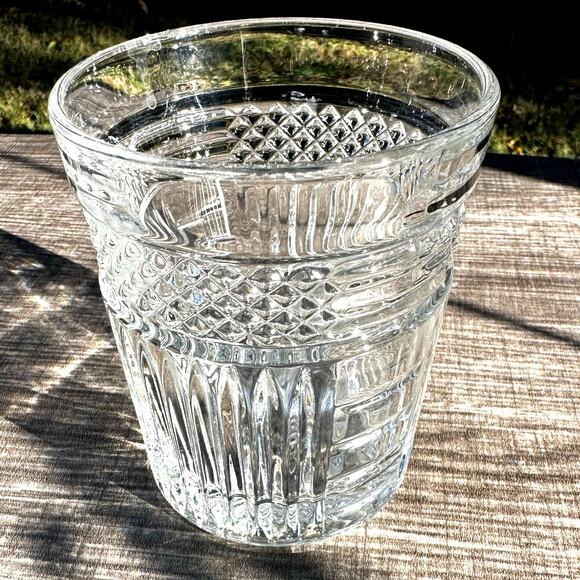 Libbey 'Radiant' Criss Cross Vertical Cut Heavy Double Old Fashioned-Set of 6 - Picture 5 of 7